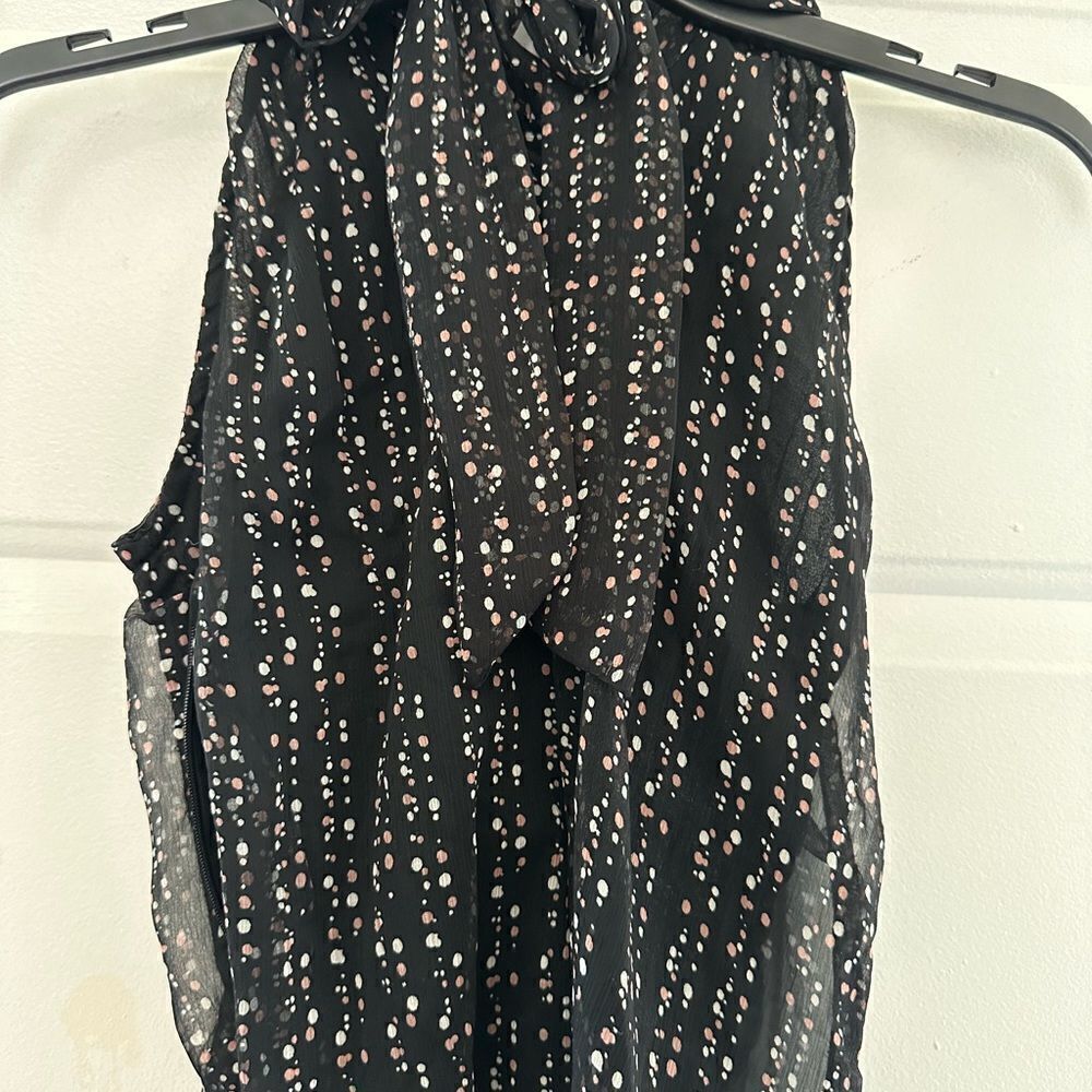 2/$15 Light pink & black Dressy Tank - Picture 2 of 3